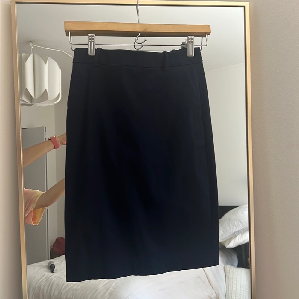 J CREW PENCIL SKIRT - never worn